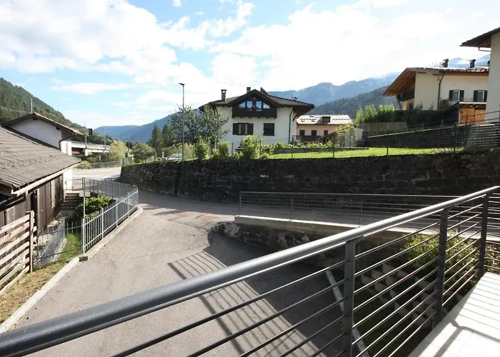 Casa Mirandola Montana